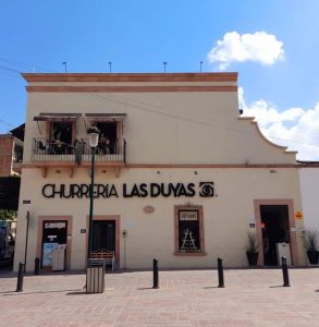 fachada copia 2 293x300