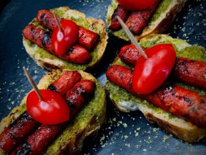 69731bf5 587a 405f 93ff 43fe038475e6 300x225