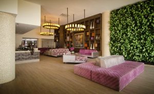 Foto Hotel Plaza Stadium Lobby 300x184