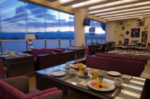 Foto Hotel Plaza Stadium Restaurante 300x198