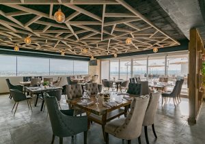 Sky360 Restaurante 01 300x211