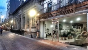 2H EnterpriseInnHotelExpressPlaza  300x169