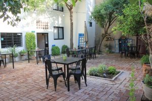 2H Entre Patios 300x200