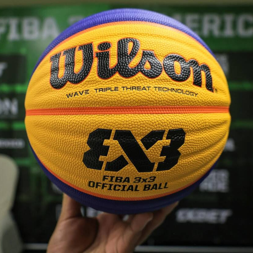 Balón oficial de voleibol 3x3 de Wilson, con tecnología de triple amenaza, ideal para competencias y entrenamiento en León, M.
