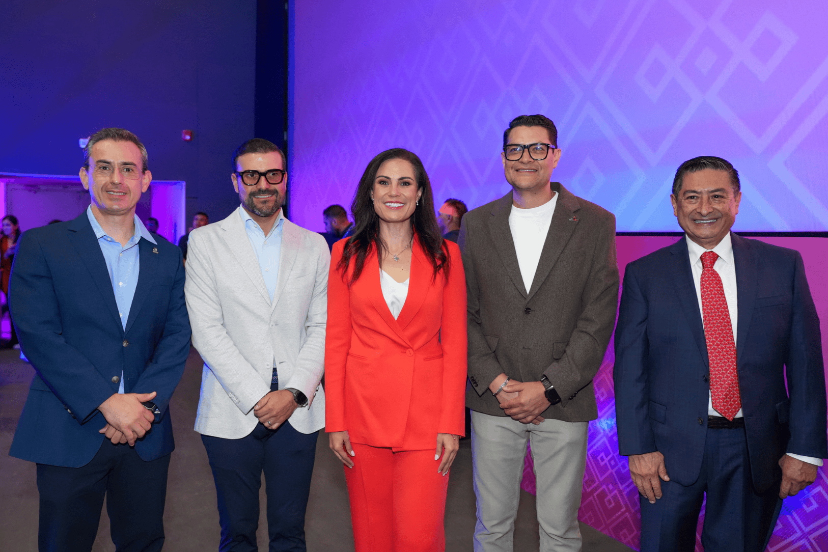 A group of science and technology experts in León, Guanajuato, at an international event with specialists from 24 countries.