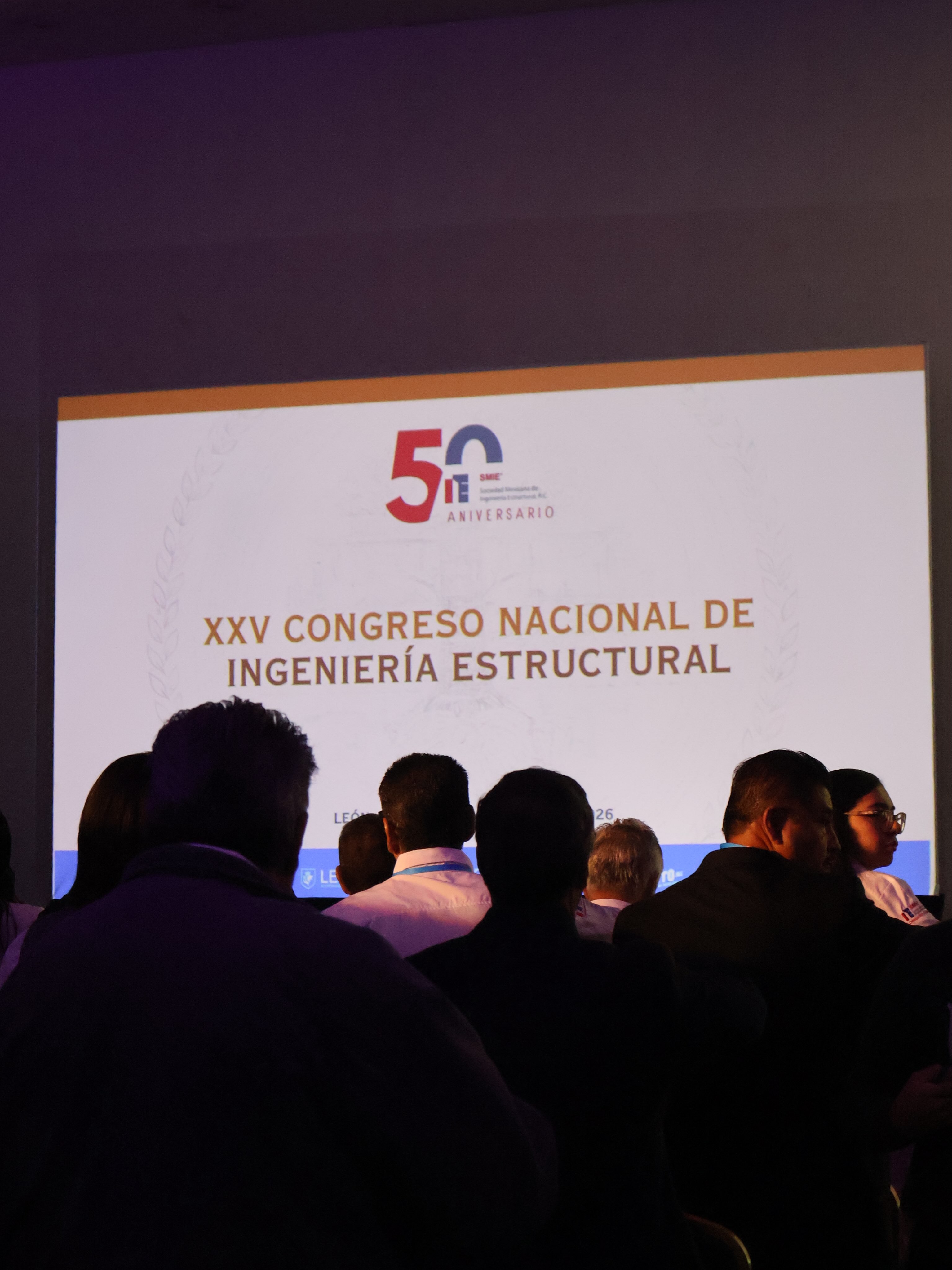 🏗️✨ ¡León celebra 50 años de avances en la ingeniería estructural mexicana!…