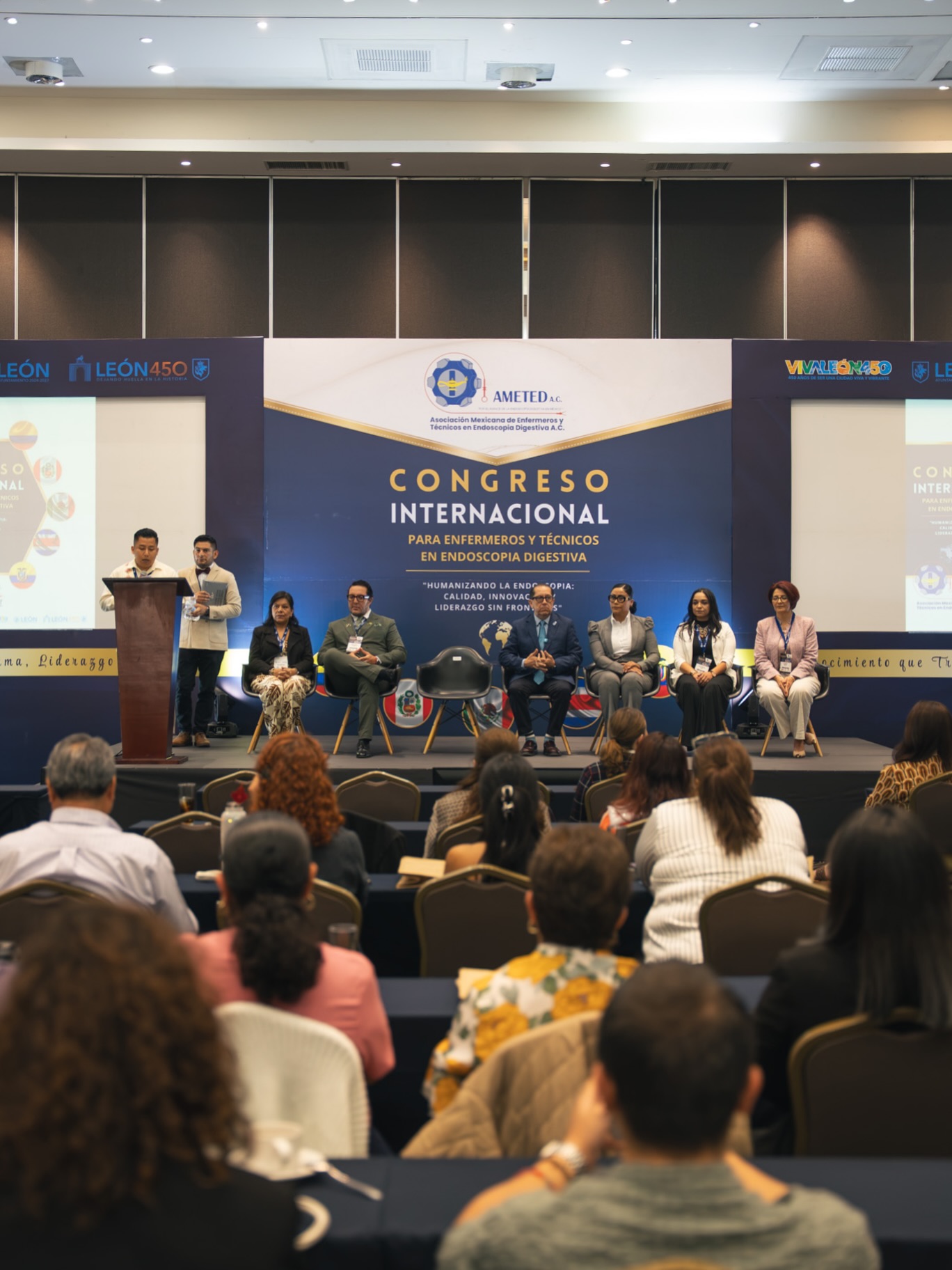 🩺✨ ¡León, punto de encuentro para la innovación y el conocimiento médico!…