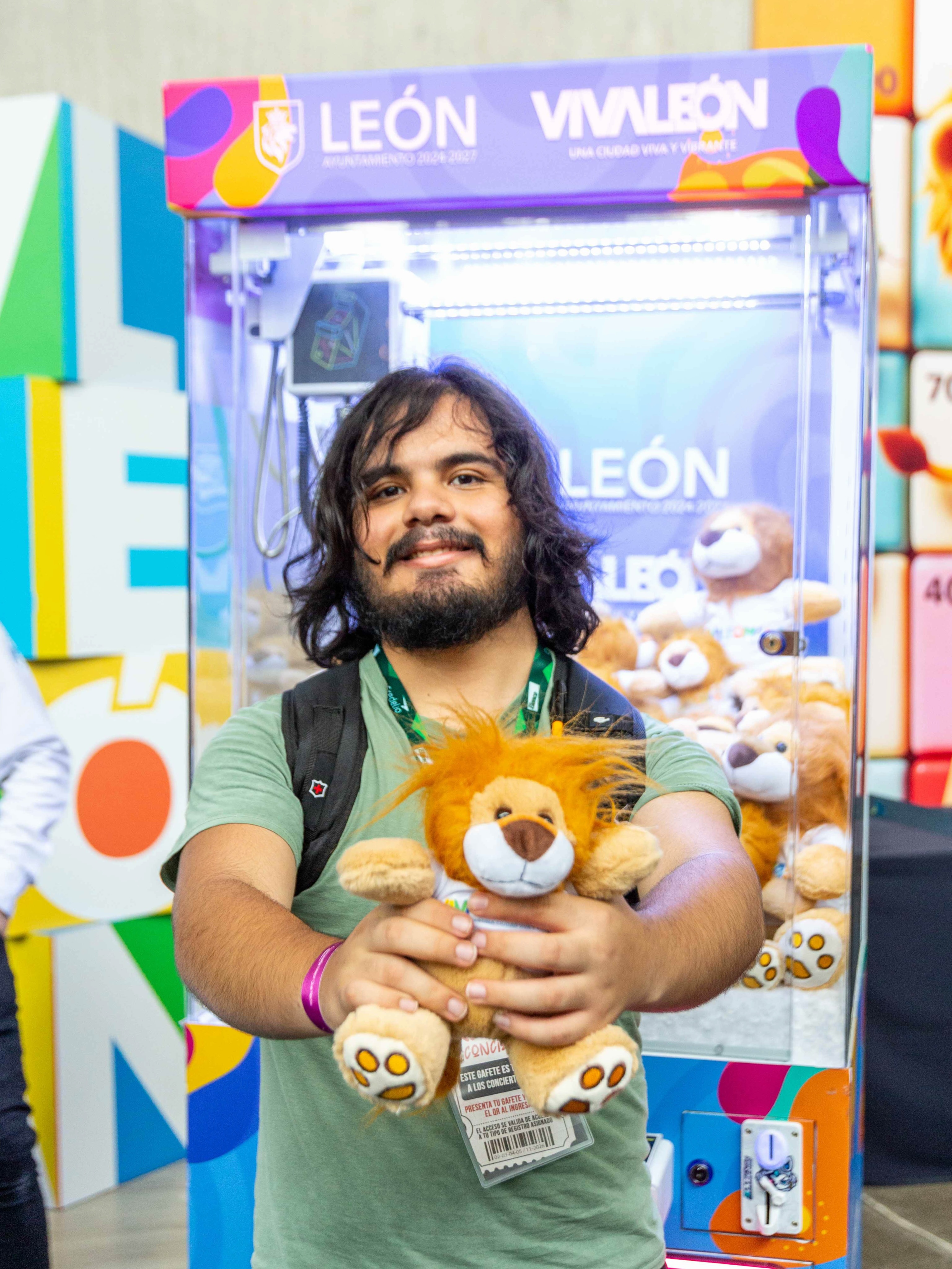 🦁 Queremos que quienes nos visitan por el Congreso Veterinario también descubran…